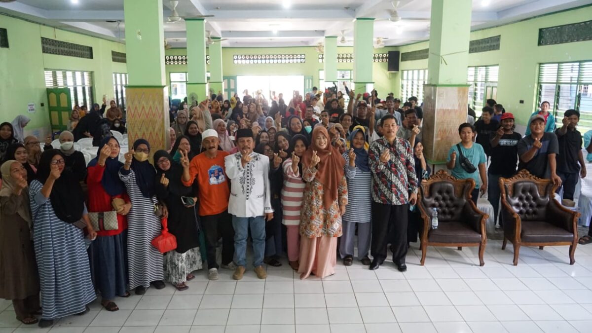 Hj.Sitti Maryam,Anggota Komisi IX DPR RI, Sambangi Konstentannya Di Sengkang, Sosialisasikan Soal Stunting Dan KIE Program Kencana Bangga