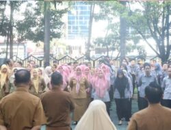 Sekwan DPRD Makassar Lepas Dua ASN Pindah Tugas