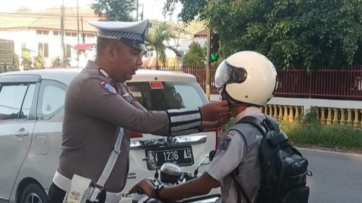 Awali Hari Dengan Tertib, Satlantas Polres Sinjai Hadir Di Titik Ramai Lalulitas