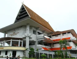 DPRD Makassar Gelar RDP Terkait PHK Massal