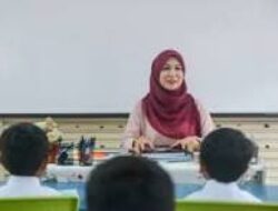 Guru Dan Tenaga Kesehatan Di Wilayah Kepulauan Makassar, Tunjangannya Dinaikkan