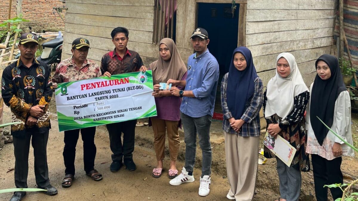 Pemdes Bonto Kembali Salurkan BLT DD Kepada 18 KMP