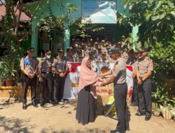 Siswa SIP Angkatan 54 Gel.2 Resimen Citta Dharma Laksita Poda Sulsel Bakti Sosial Di Panti Asuhan Annaser Timur-Timur Makassar