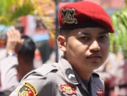 Diklarifikasi, Terkait Viralnya Kapolres Sinjai Memukul Saat Aksi Demo Berlangsung Di DPRD Sinjai
