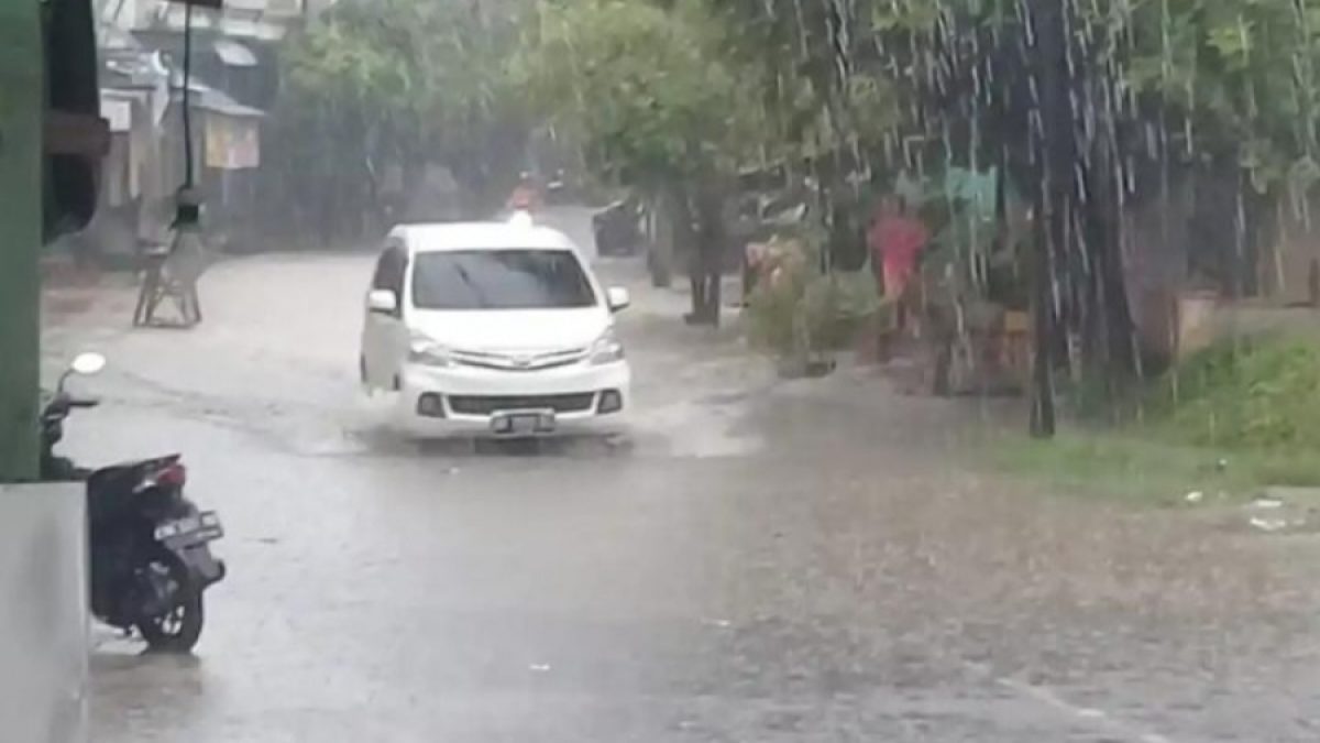 Pusdalopa BPBD Sulbar Terima Update Prakiraan Cuaca 16 November 2025